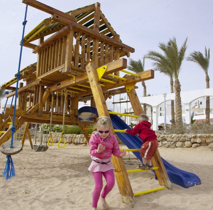 82651_beach_kidsarea22