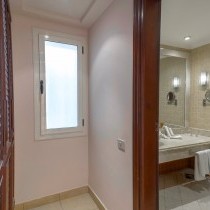 85174_deluxeroom-twin-sv01