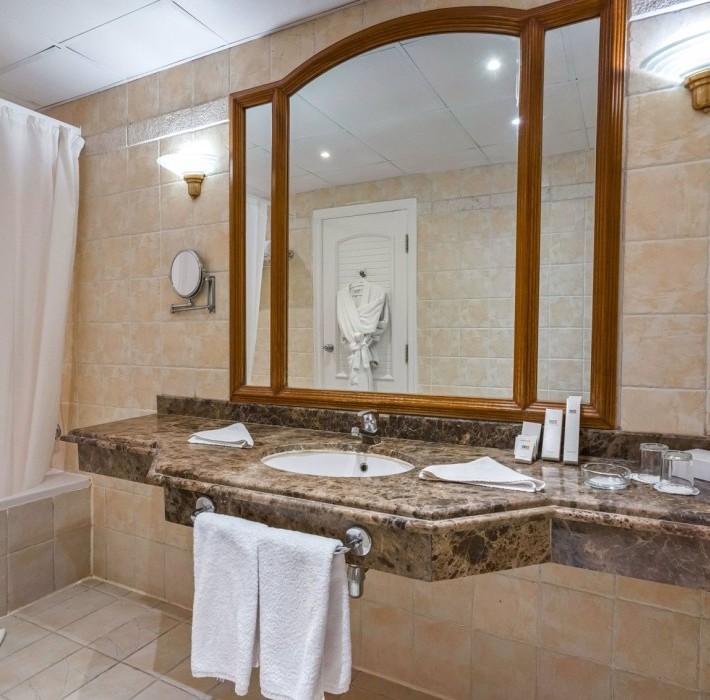 85199_royalsuite-sv01